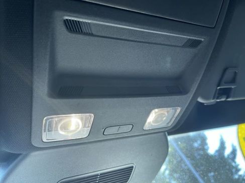 Used 2024 Ford Escape ST-Line image 34