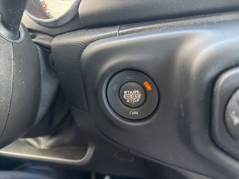 Certified 2021 Jeep Gladiator Overland w/ Popular Equipment Package image 8