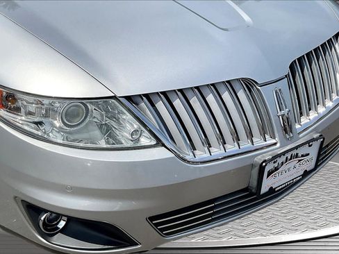 Used 2010 Lincoln MKS FWD image 30