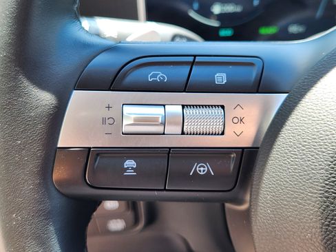 Certified 2025 Hyundai Tucson SEL AWD/4WD image 24