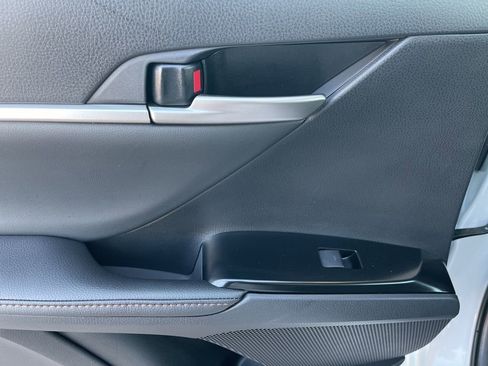 Used 2025 Toyota Camry XLE image 54