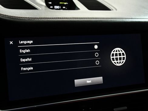 Used 2023 Porsche Cayenne Turbo S image 32