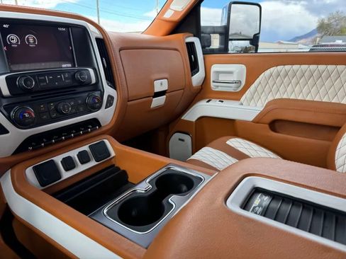 Used 2016 GMC Sierra 2500 Denali w/ Duramax Plus Package image 21