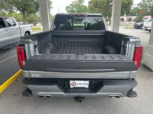 Used 2023 GMC Sierra 1500 Denali Ultimate AWD/4WD image 32