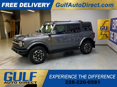 Used 2024 Ford Bronco Outer Banks AWD/4WD image 5