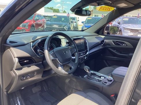Used 2024 Chevrolet Traverse LT w/ Midnight/Sport Edition AWD/4WD image 12