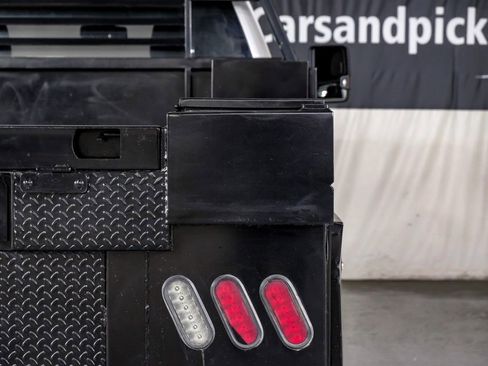 Used 2018 Chevrolet Silverado 3500 W/T image 33