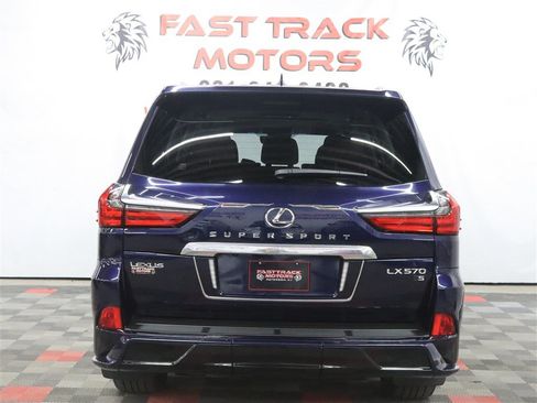 Used 2019 Lexus LX 570 4WD w/ Luxury Package image 6