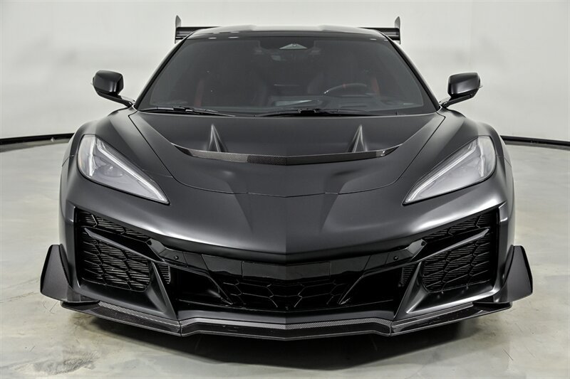 Used 2026 Chevrolet Corvette ZR1 w/ ZR1 Carbon Fiber Aero Package RWD image 4