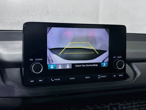 Used 2025 Honda Accord SE image 12
