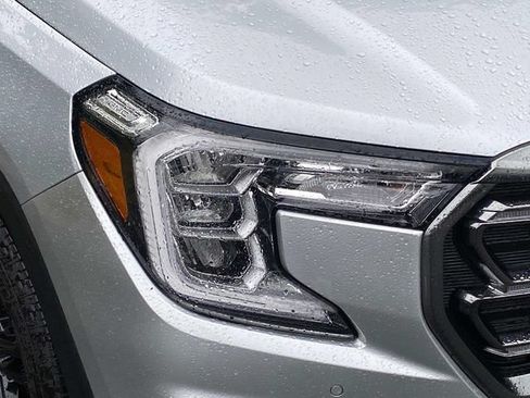 Used 2022 GMC Terrain AT4 w/ Infotainment Package II AWD/4WD image 4