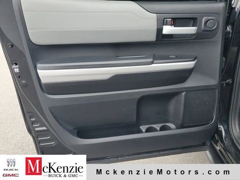 Used 2018 Toyota Tundra Limited w/ Limited Premium Package AWD/4WD image 26