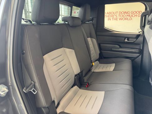 Certified 2025 Toyota Tacoma TRD Off-Road w/ TRD Off Road Upgrade Package image 18