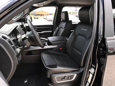 Used 2026 RAM 1500 Laramie AWD/4WD image 17