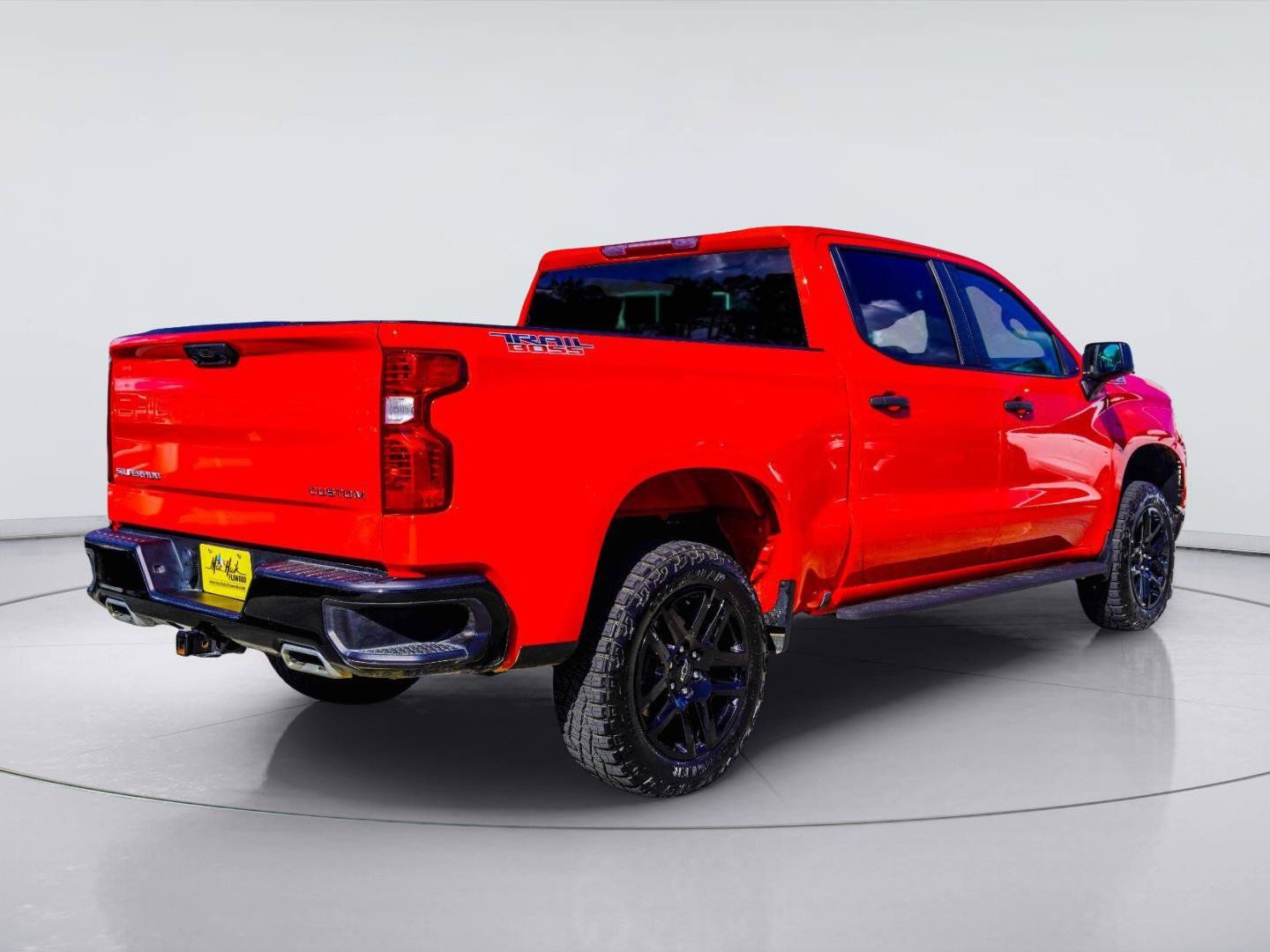 Used 2025 Chevrolet Silverado 1500 Custom Trail Boss AWD/4WD image 13
