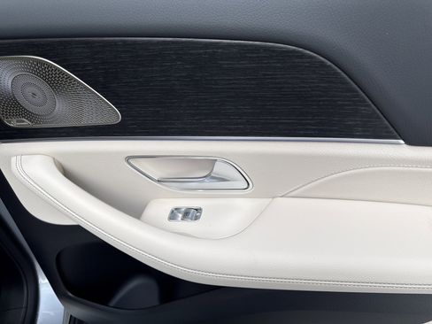 New 2026 Mercedes-Benz GLE 450 4MATIC image 15