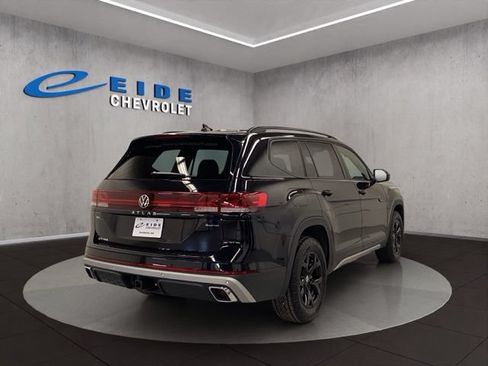 Used 2024 Volkswagen Atlas Peak Edition SEL AWD/4WD image 15