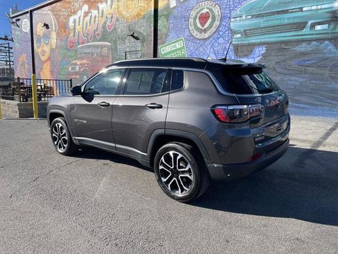 Certified 2022 Jeep Compass Limited w/ Sun and Sound Group image 3