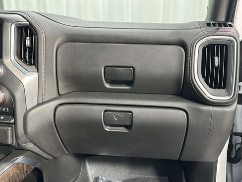 Used 2022 GMC Sierra 3500 Denali w/ Denali Ultimate Package image 7