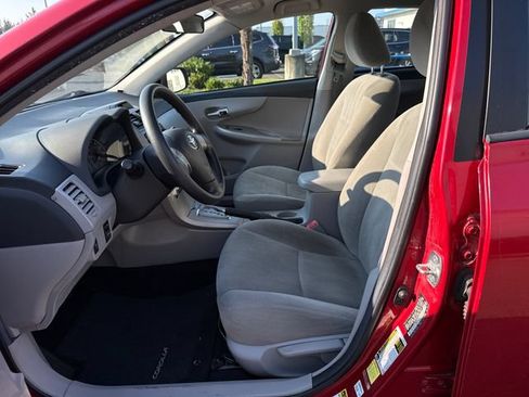 Used 2012 Toyota Corolla LE FWD image 15