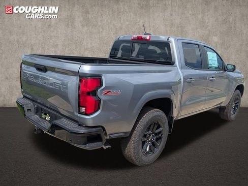 New 2026 Chevrolet Colorado Z71 w/ Midnight Edition AWD/4WD image 7