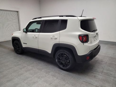 Used 2020 Jeep Renegade Altitude FWD image 3