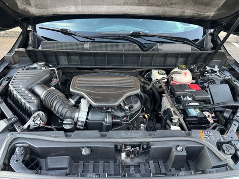 Used 2018 GMC Acadia Denali image 14