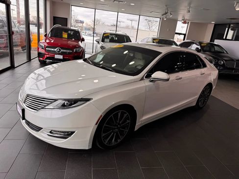 Used 2016 Lincoln MKZ AWD w/ Equipment Group 300A Reserve image 2