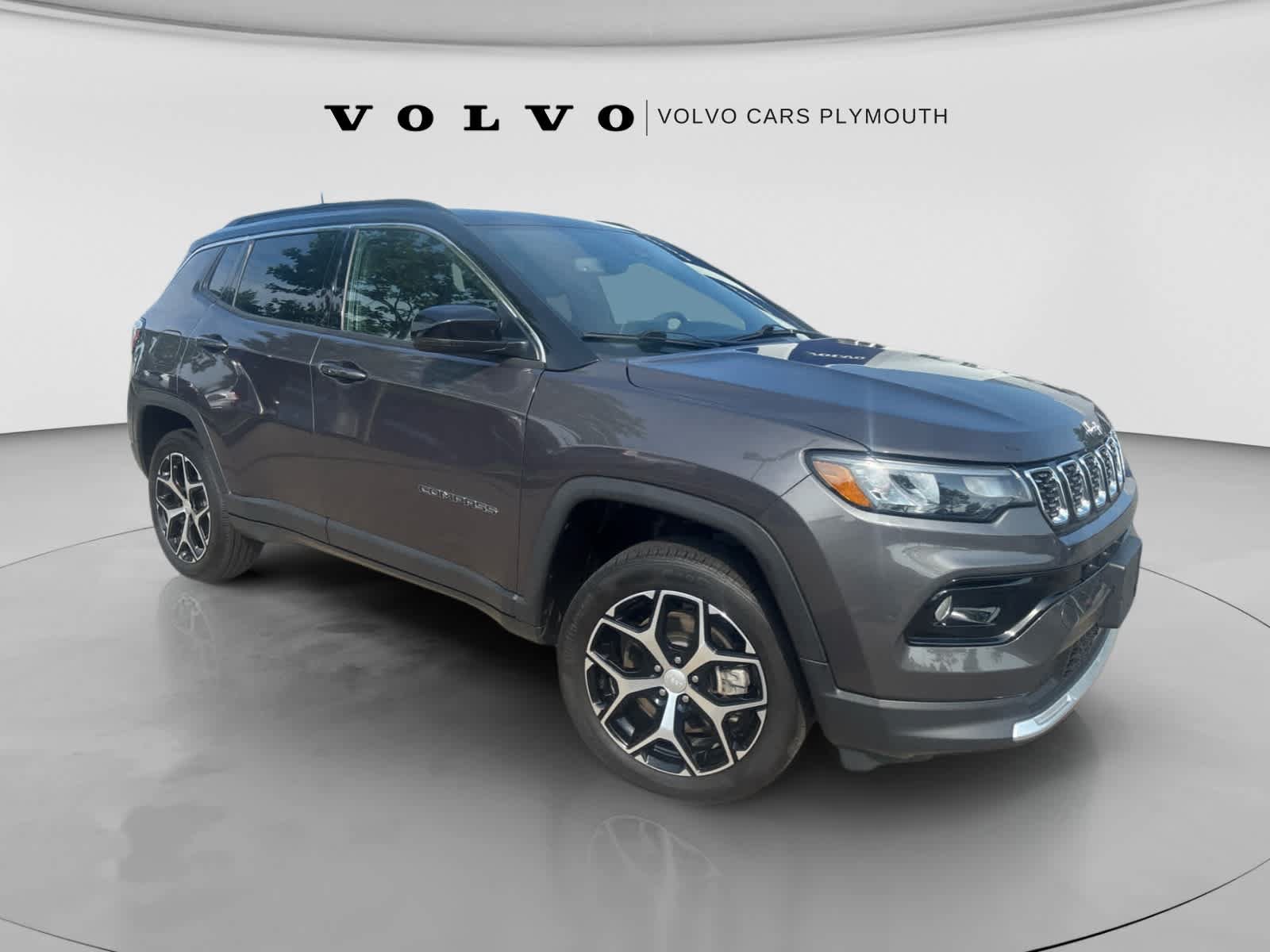 Used 2024 Jeep Compass Limited w/ Sun and Sound Group AWD/4WD image 1