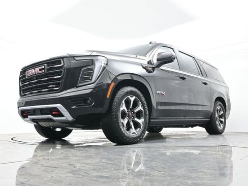 Used 2025 GMC Yukon XL AT4 Ultimate w/ LPO, Floor Liner Package image 31