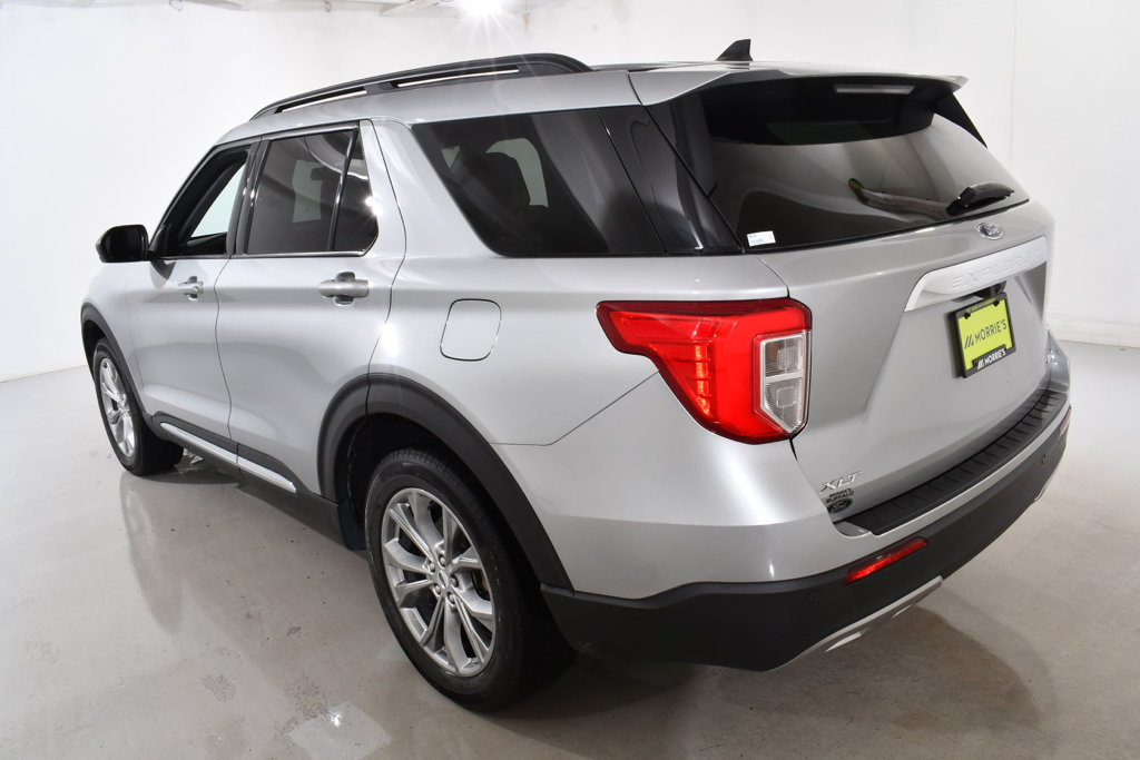 Used 2023 Ford Explorer XLT w/ Equipment Group 202A AWD/4WD image 15