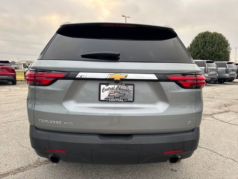 Used 2023 Chevrolet Traverse LT image 4