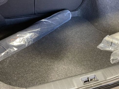 New 2025 Nissan Sentra SV image 32