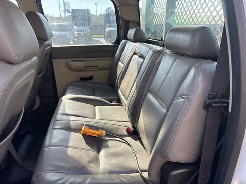 Used 2012 Chevrolet Silverado 3500 W/T AWD/4WD image 16