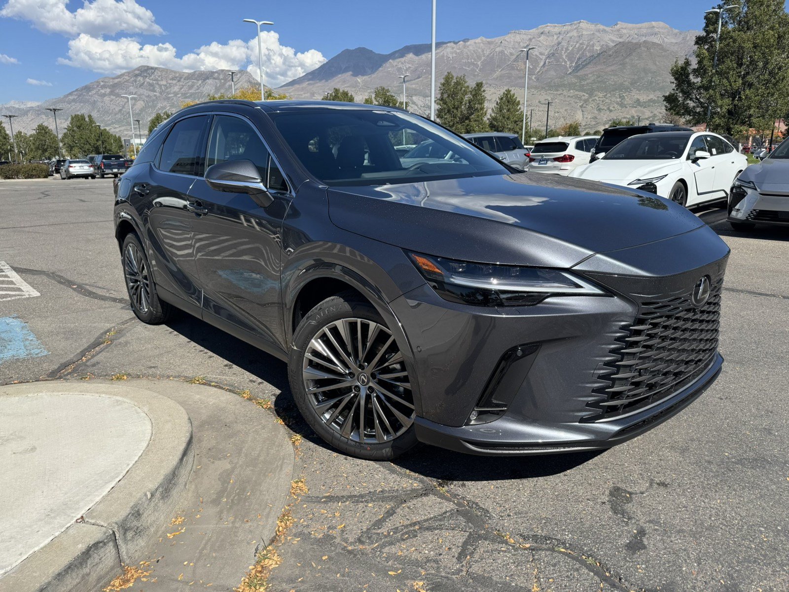 New 2026 Lexus RX 450h AWD w/ Convenience Package image 2