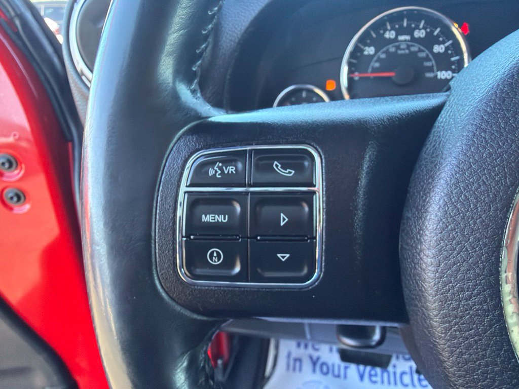Used 2016 Jeep Wrangler Unlimited Sahara w/ Dual Top Group AWD/4WD image 20