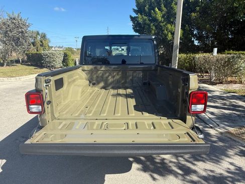 New 2026 Jeep Gladiator Sport AWD/4WD image 38