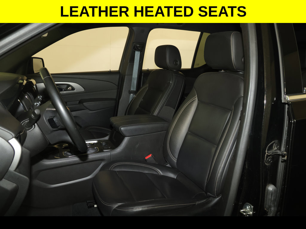 Used 2023 Chevrolet Traverse LT w/ LT Premium Package AWD/4WD image 5