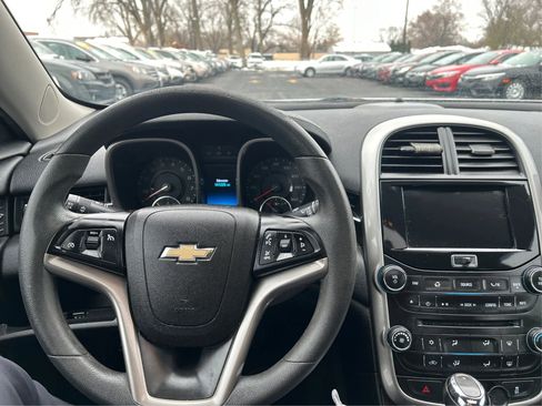 Used 2015 Chevrolet Malibu LT w/ Power Convenience Package image 15