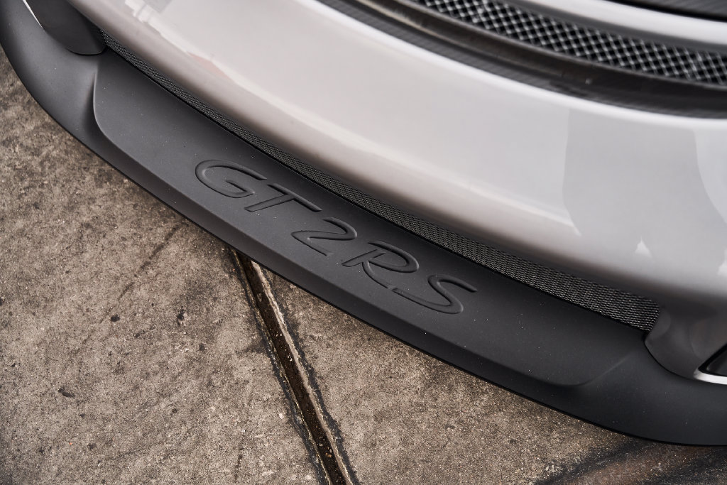 Used 2019 Porsche 911 GT2 RS RWD image 9