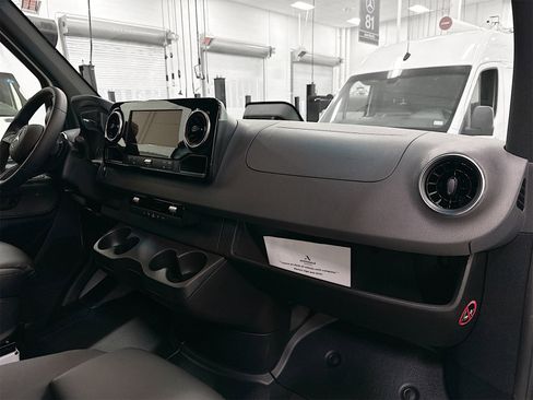New 2025 Mercedes-Benz Sprinter 3500 image 27