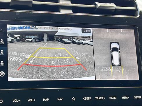 Certified 2023 Hyundai Tucson Limited w/ Cargo Package FWD image 17