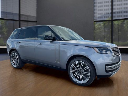 New 2025 Land Rover Range Rover Long Wheelbase SE image 2