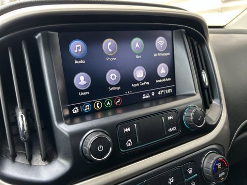 Used 2021 GMC Canyon Denali image 20