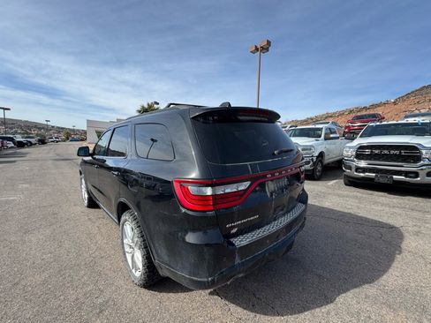 Used 2022 Dodge Durango GT image 3