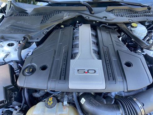 Used 2018 Ford Mustang GT Premium RWD image 47