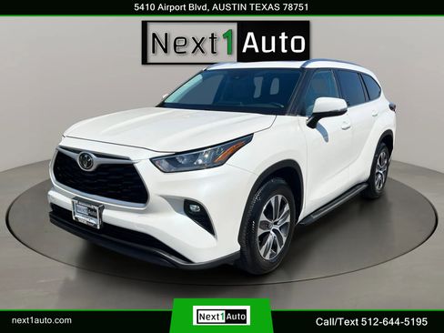 Used 2020 Toyota Highlander XLE FWD image 11