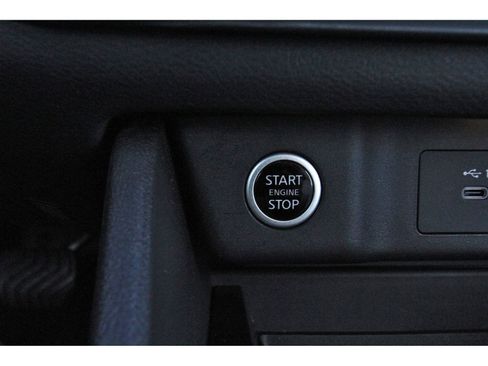 Used 2021 Nissan Rogue SV image 27