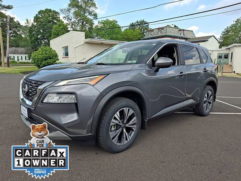 Used 2023 Nissan Rogue SV AWD/4WD image 3