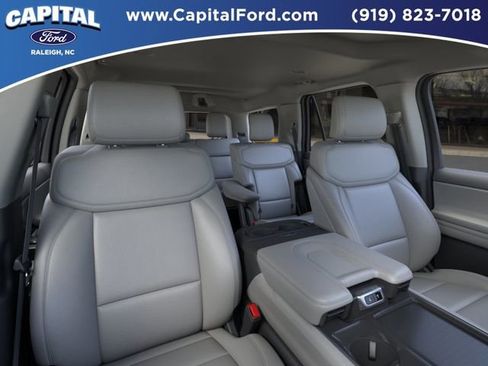New 2026 Ford Expedition Active RWD image 10